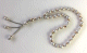 Chapelet musulman (Sebha) de luxe a 33 perles de couleur blanc et dore