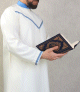 Qamis elegant de qualite superieure tissu satine pour homme - Couleur blanc casse et bleu